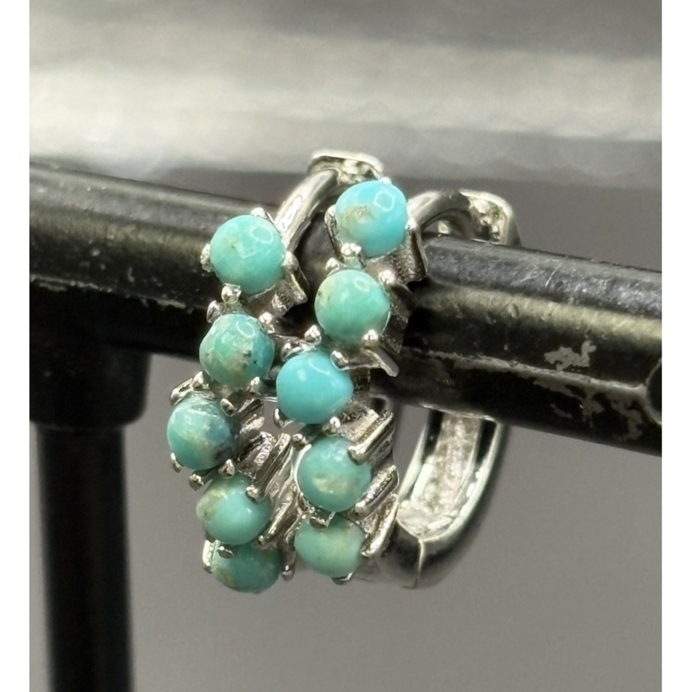 New Condition Sterling Silver Genuine Turquoise Dainty Hoops 925 G13